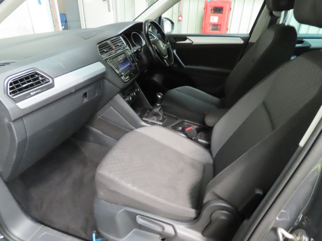 Used Volkswagen Tiguan 2017 for sale - 77719491: Photo 4