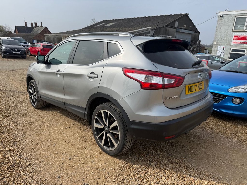 Used Nissan Qashqai 2017 for sale - 77976742: Photo 7