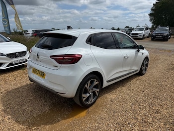 Used Renault Clio 2023 for sale - 78645054: Photo