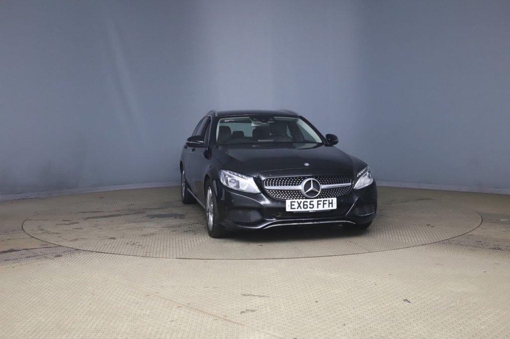 Used Mercedes-Benz C Class 2015 for sale - 76841454: Photo 2