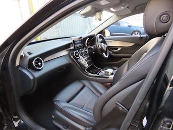 Used Mercedes-Benz C Class 2015 for sale - 76841454: Photo