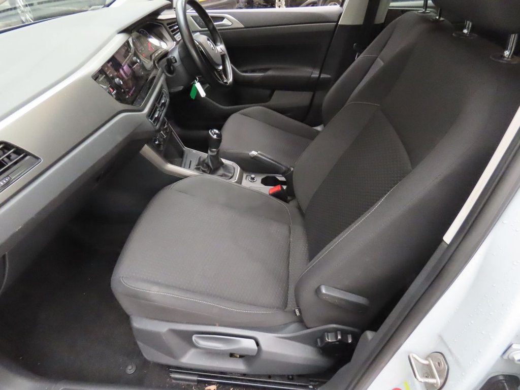 Used Volkswagen Polo 2020 for sale - 76470528: Photo 4