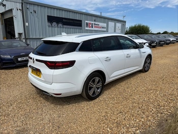 Used Renault Megane 2022 for sale - 78763826: Photo