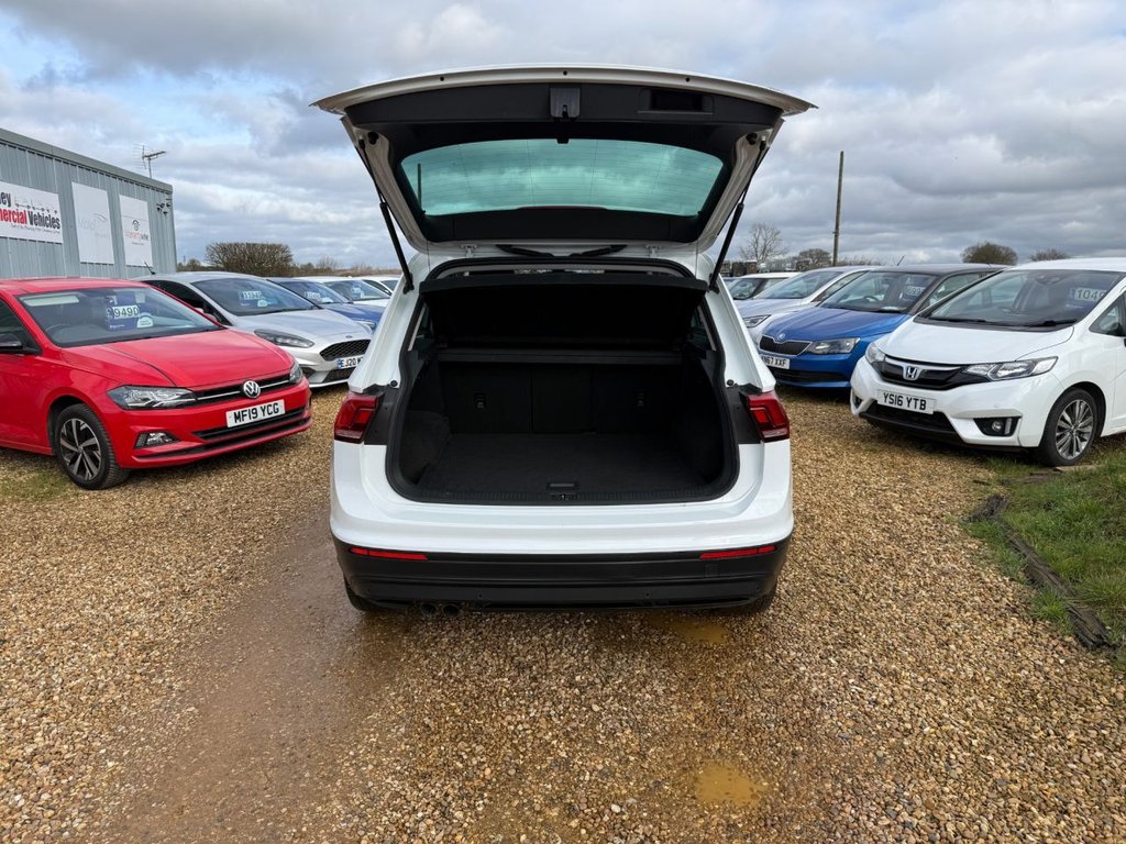 Used Volkswagen Tiguan 2016 for sale - 77890812: Photo 11