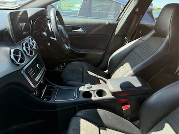 Used Mercedes-Benz GLA 2018 for sale - 78414177: Photo