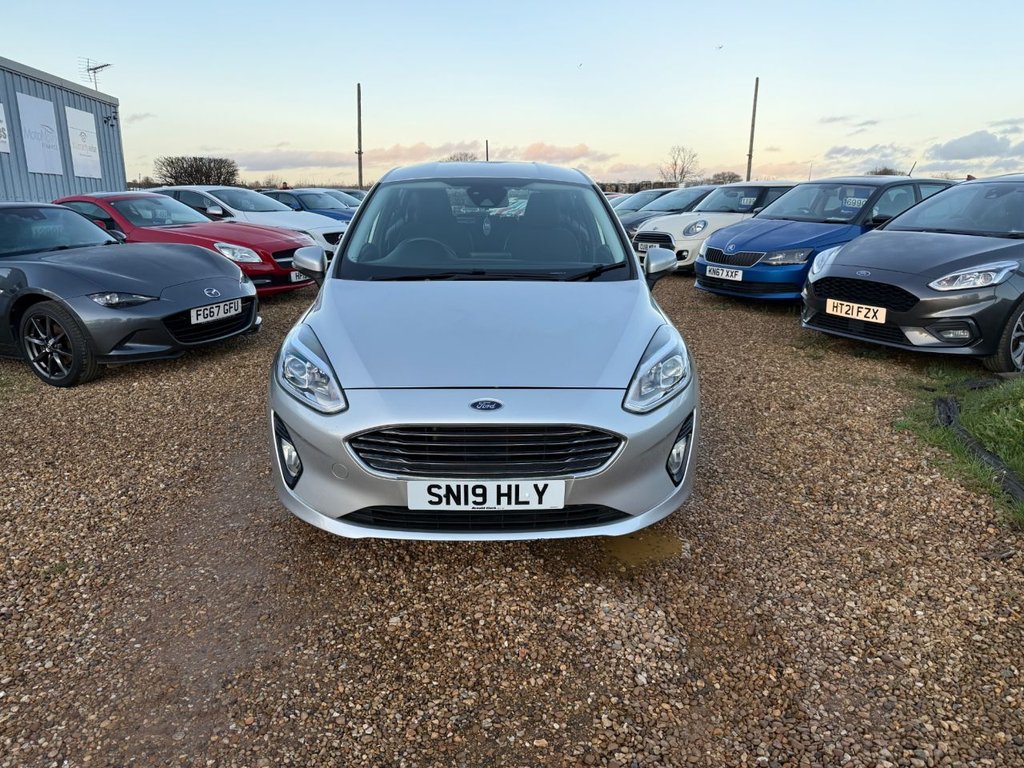 Used Ford Fiesta 2019 for sale - 76470576: Photo 2