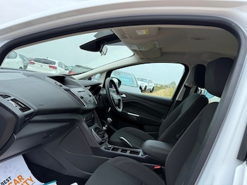 Used Ford Grand C-Max 2016 for sale - 76451864: Photo