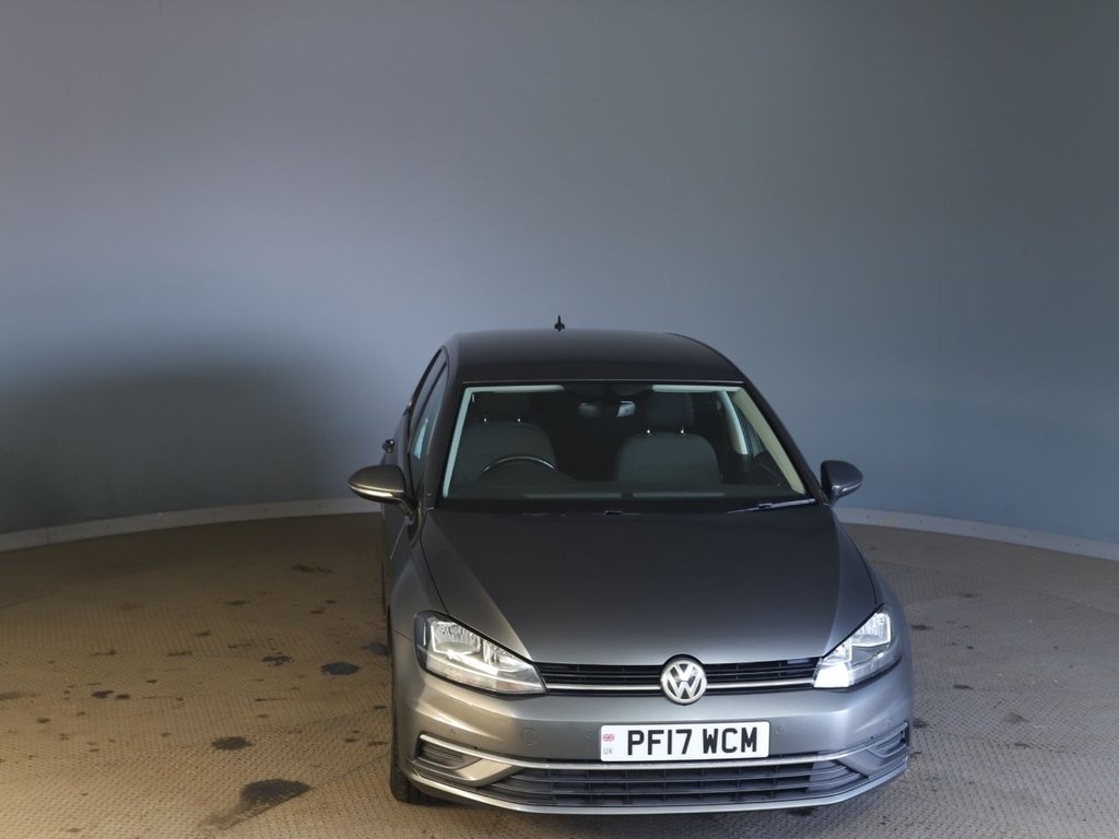 Used Volkswagen Golf 2017 for sale - 77821018: Photo 2
