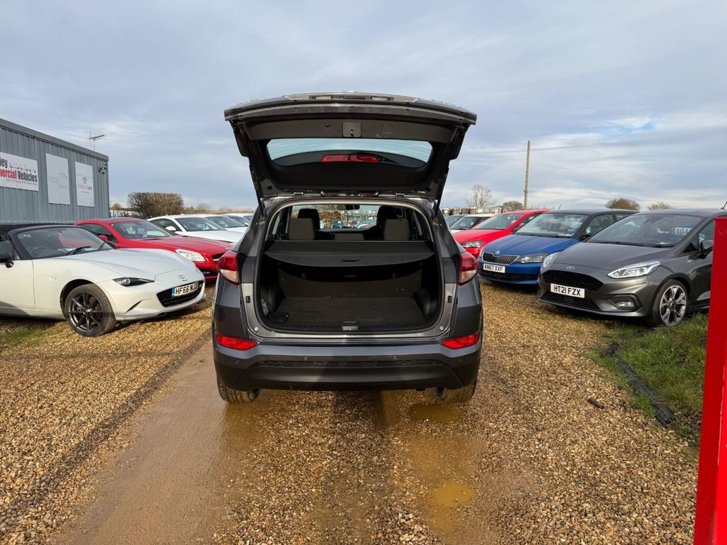 Used Hyundai TUCSON 2018 for sale - 76973620: Photo 11