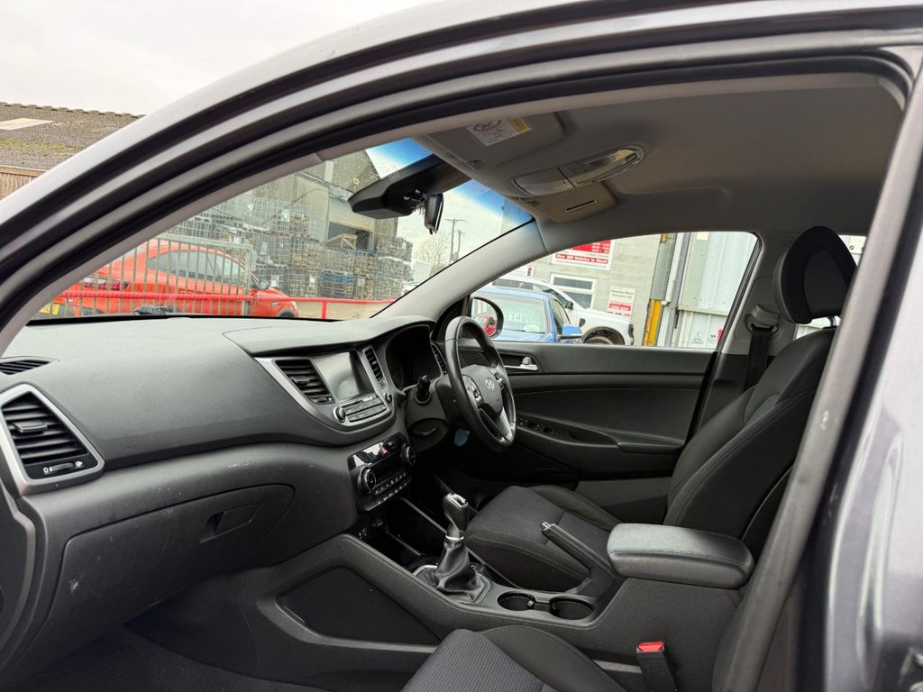 Used Hyundai TUCSON 2018 for sale - 76973620: Photo 4