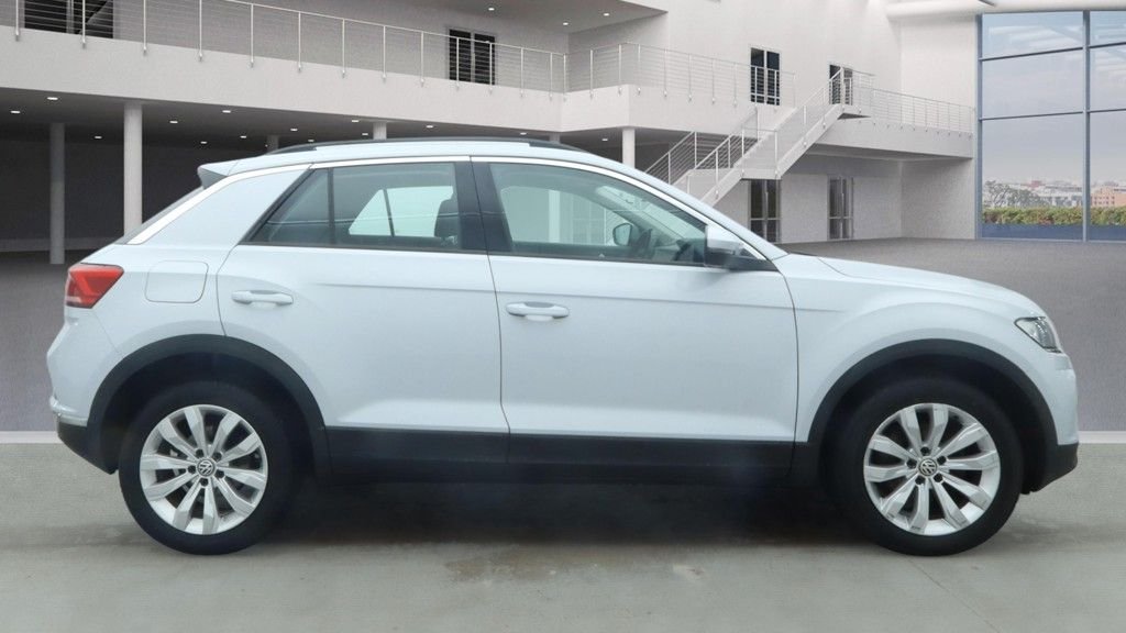 Used Volkswagen T-Roc 2019 for sale - 77250209: Photo 7