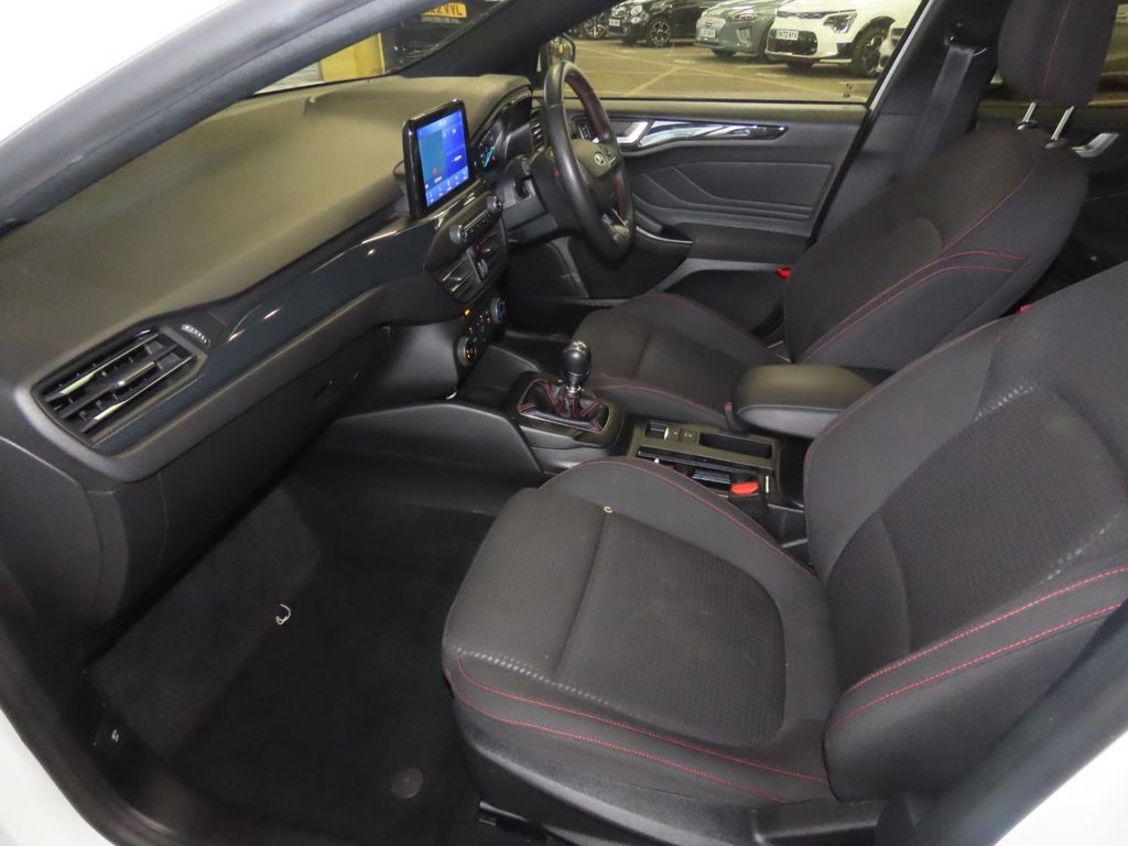 Used Ford Focus 2020 for sale - 76783925: Photo 4