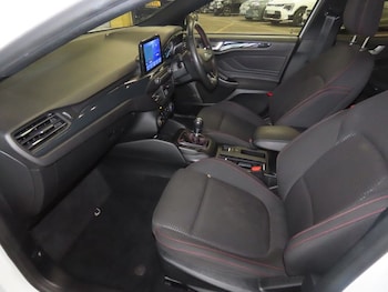 Used Ford Focus 2020 for sale - 76783925: Photo