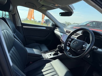 Used Skoda Superb 2022 for sale - 78995897: Photo