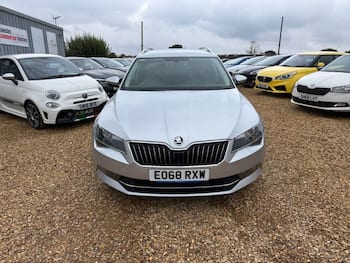 Used Skoda Superb 2018 for sale - 79655281: Photo