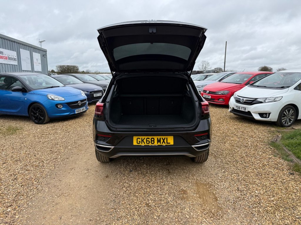 Used Volkswagen T-Roc 2018 for sale - 77654986: Photo 11