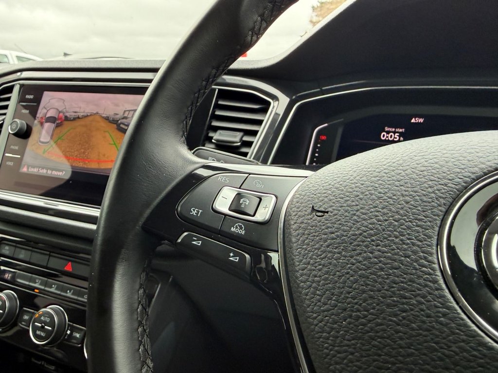 Used Volkswagen T-Roc 2018 for sale - 77654986: Photo 18