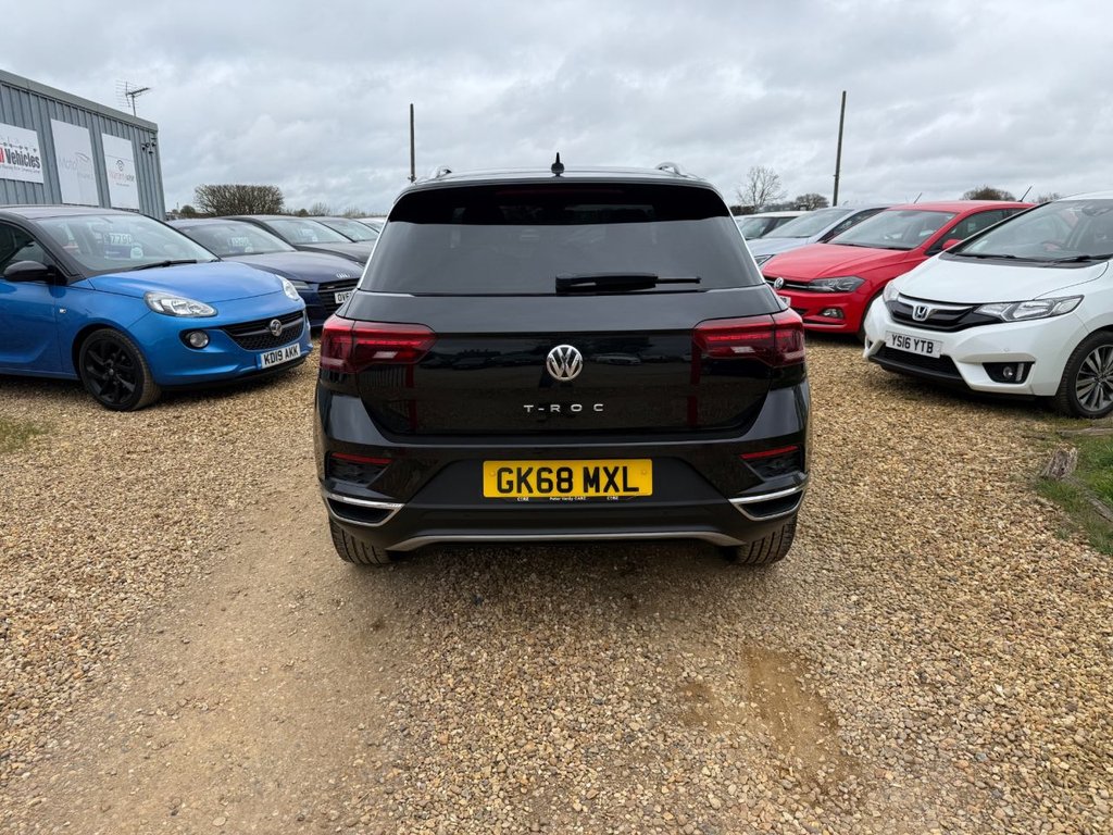 Used Volkswagen T-Roc 2018 for sale - 77654986: Photo 8