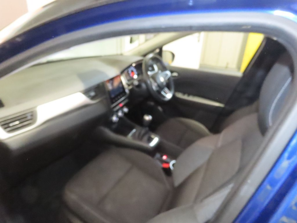 Used Renault Captur 2020 for sale - 77642953: Photo 4