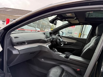 Used Peugeot 3008 2017 for sale - 79588116: Photo