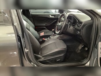 Used Ford Focus 2019 for sale - 77498820: Photo