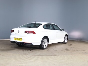 Used Volkswagen Passat 2020 for sale - 78401667: Photo