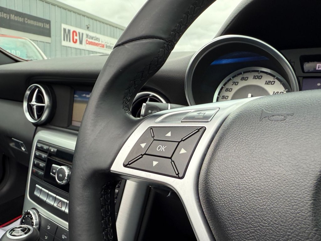 Used Mercedes-Benz SLK 2013 for sale - 76451960: Photo 17