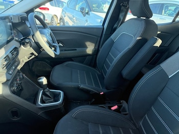 Used Dacia Sandero 2022 for sale - 77821284: Photo