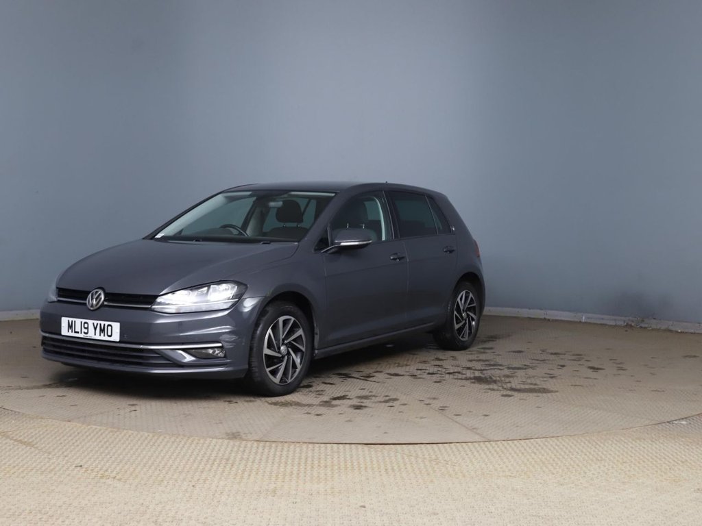 Used Volkswagen Golf 2019 for sale - 78069277: Photo 2