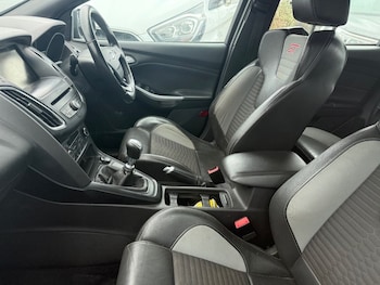 Used Ford Focus 2016 for sale - 77821170: Photo