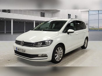 Used Volkswagen Touran 2017 for sale - 77748446: Photo