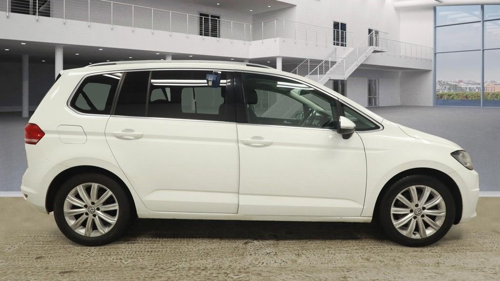 Used Volkswagen Touran 2017 for sale - 77748446: Photo 8