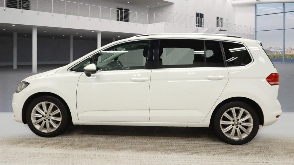 Used Volkswagen Touran 2017 for sale - 77748446: Photo 9