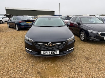 Used Vauxhall Insignia 2017 for sale - 77792528: Photo