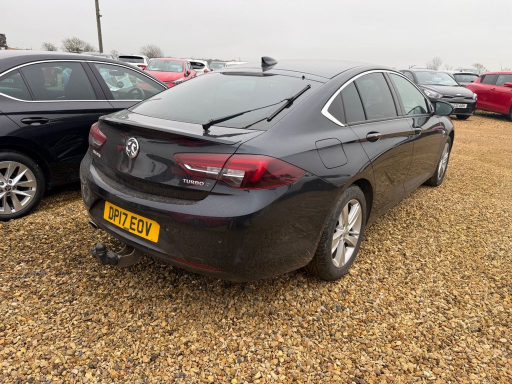 Used Vauxhall Insignia 2017 for sale - 77792528: Photo 3