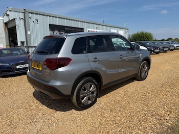 Used Suzuki Vitara 2023 for sale - 79022526: Photo