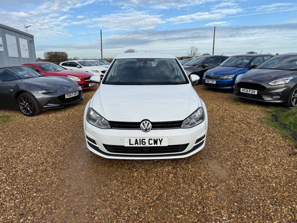 Used Volkswagen Golf 2016 for sale - 76820814: Photo 2