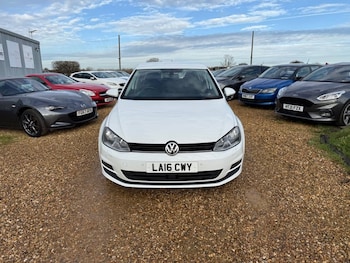 Used Volkswagen Golf 2016 for sale - 76820814: Photo