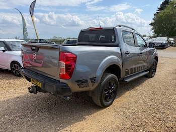Used Nissan Navara 2020 for sale - 78501462: Photo