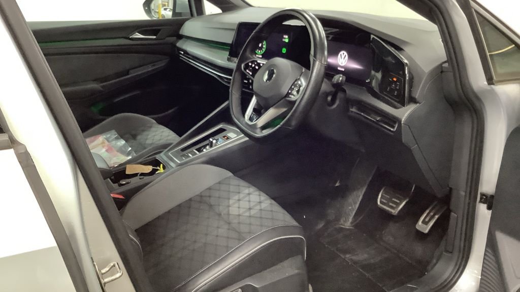 Used Volkswagen Golf 2022 for sale - 76535972: Photo 3