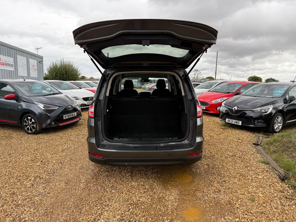 Used Ford Galaxy 2021 for sale - 76451919: Photo 12