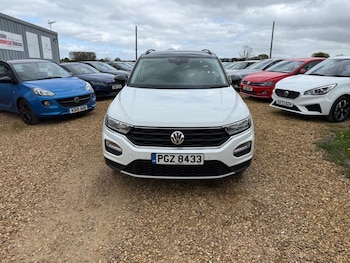 Used Volkswagen T-Roc 2020 for sale - 78241491: Photo