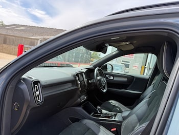 Used Volvo XC40 2021 for sale - 79422675: Photo