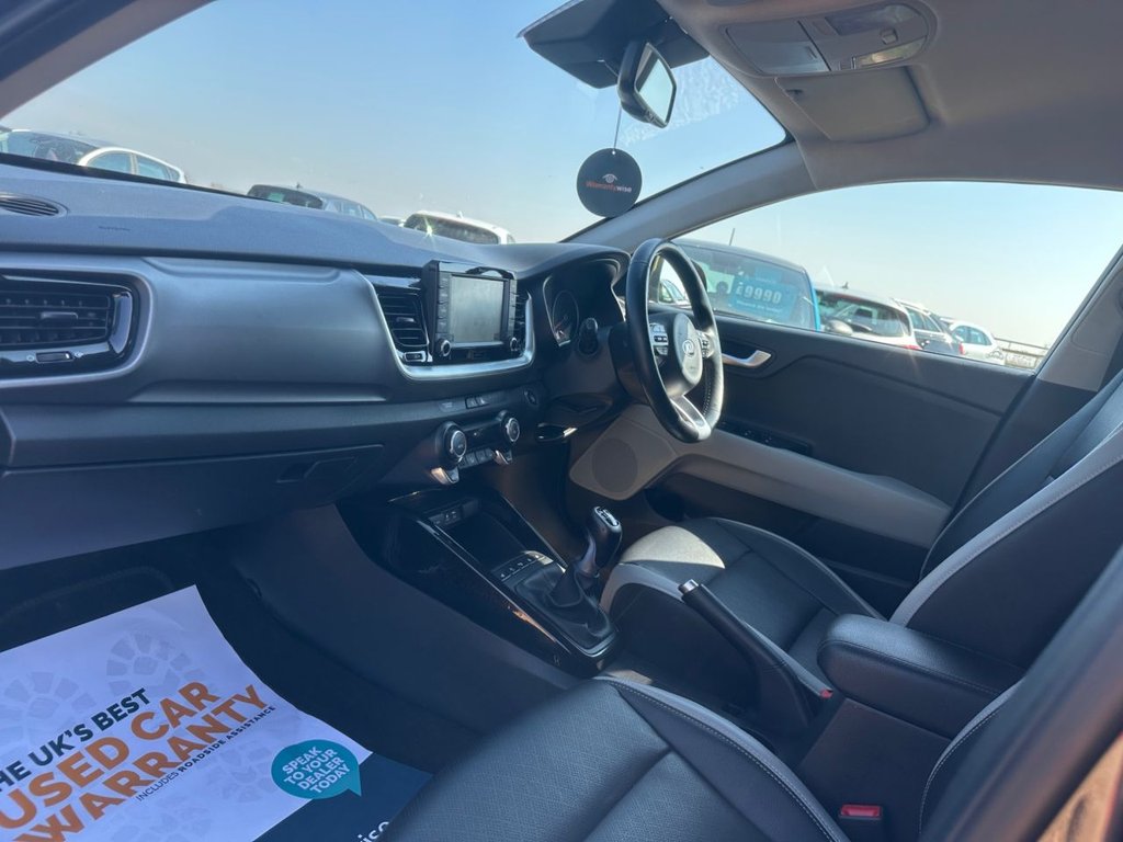 Used Kia Stonic 2018 for sale - 76451910: Photo 4