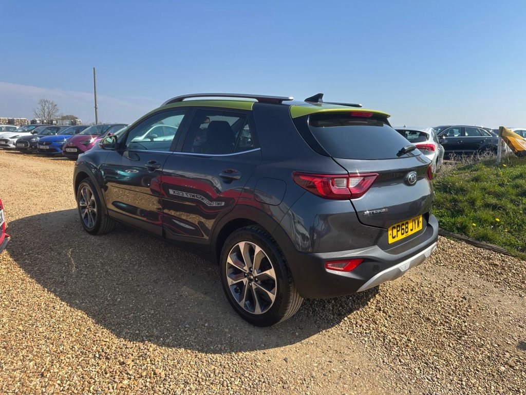 Used Kia Stonic 2018 for sale - 76451910: Photo 9