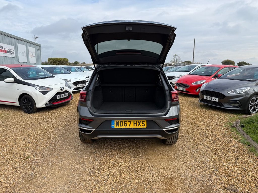 Used Volkswagen T-Roc 2018 for sale - 76451956: Photo 11