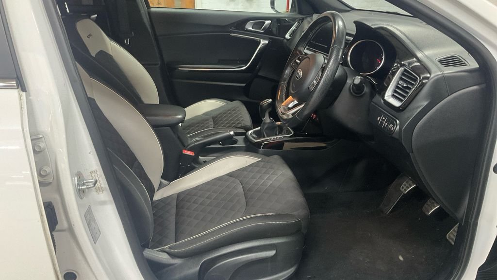 Used Kia Ceed 2019 for sale - 77642566: Photo 4