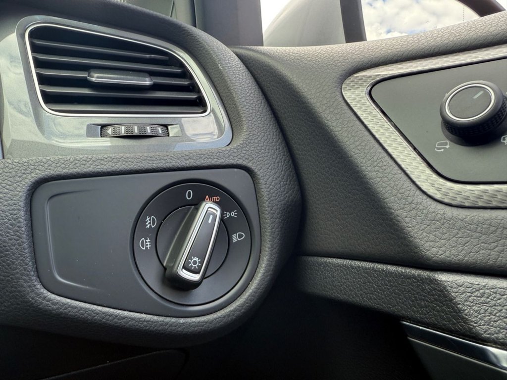 Used Volkswagen Golf 2016 for sale - 76451902: Photo 15