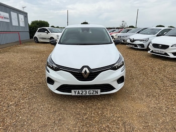 Used Renault Clio 2023 for sale - 78738585: Photo
