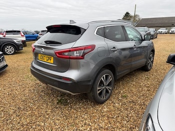 Used Nissan Qashqai 2017 for sale - 77557981: Photo